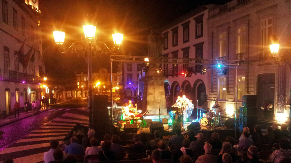 Blauwasser_Azoren_ponta_delgada_Altstadt_Konzert