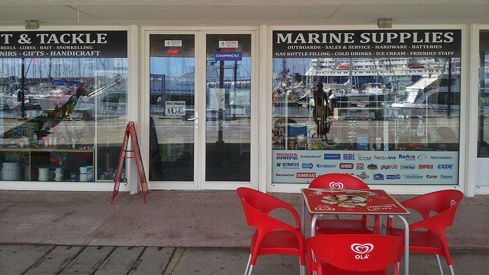Blauwasser_Azoren_ponta_delgada_Bootsausruester_Westmarina