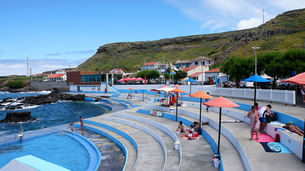 Blauwasser_Azoren_santa_maria_Naturschwimmbad_Anjos