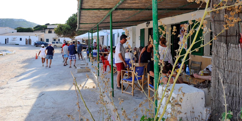 Blauwasser_Caprera_La_Cantina
