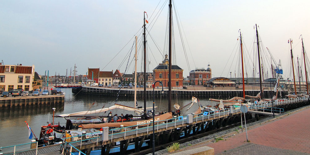 Blauwasser_Holland_Harlingen_vorhafen