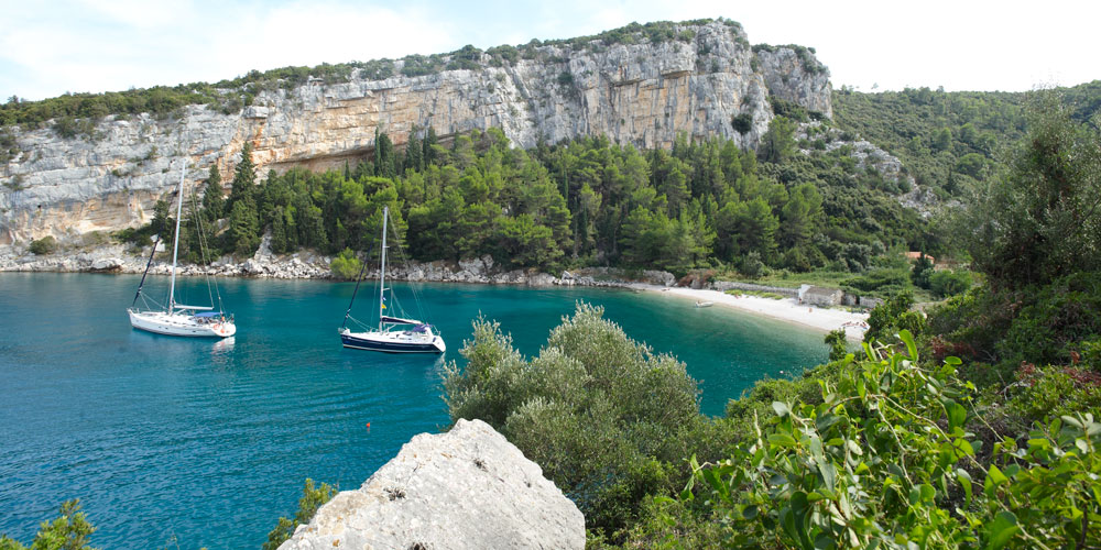 Blauwasser_Kroatien_Hvar_Bucht_Pokrivenik