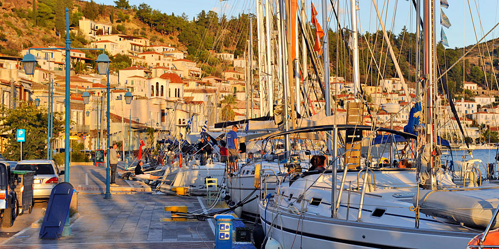 Blauwasser_Saronischer_Golf_Poros_Hafen_Abendstimmung