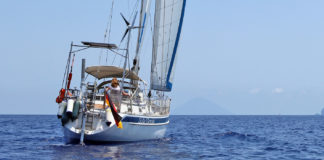 Vorsegel-Konzepte auf Fahrtenyachten. Genua oder Fock? Rollreffanlage oder Stagreiter?