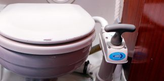 Bordtoilette schwergängig? So wird das Yacht-WC leichtgängig