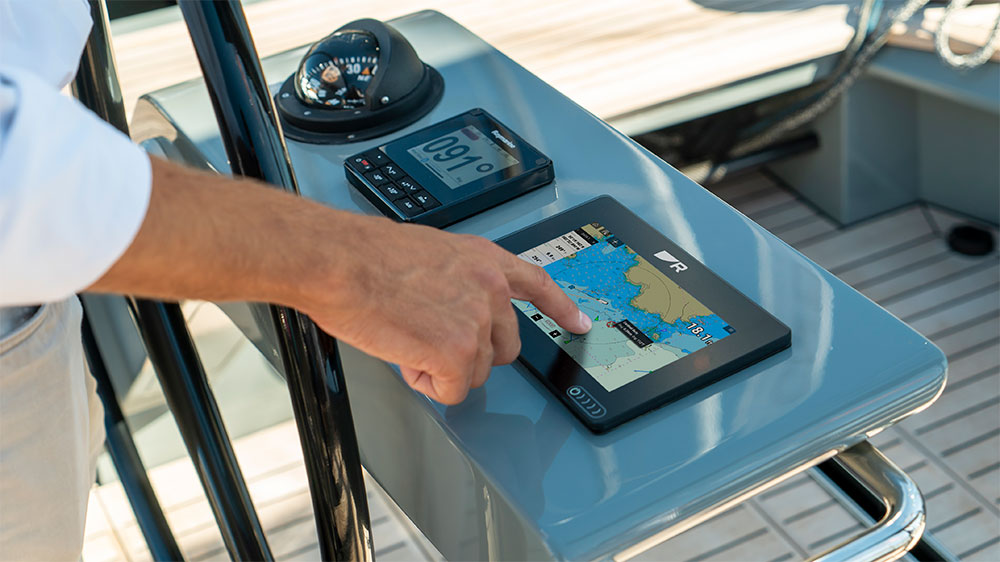 blauwasser_anbieter_raymarine_1