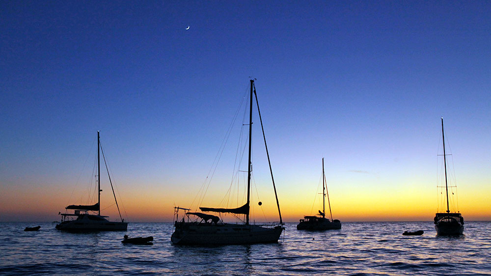 blauwasser_ankerplatz_kanaren_teneriffa_los_cristianos_anker_nacht
