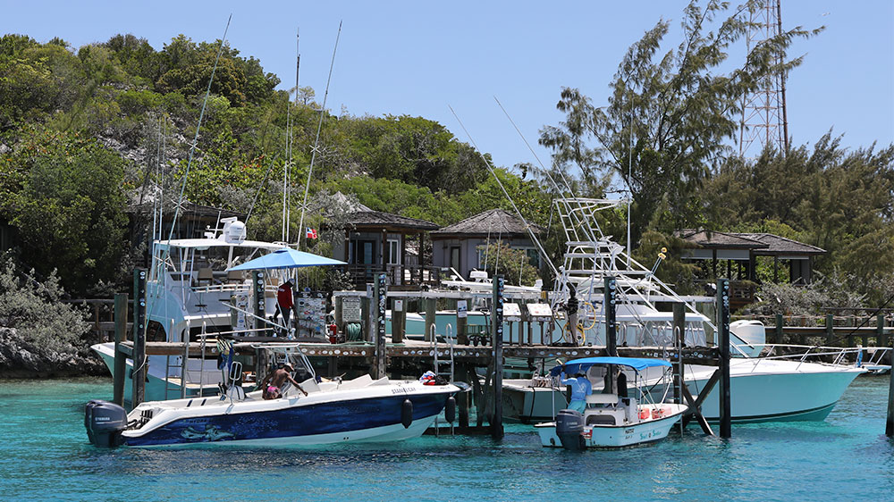 blauwasser_bahamas_exumas_segeln_exuma_tankstelle
