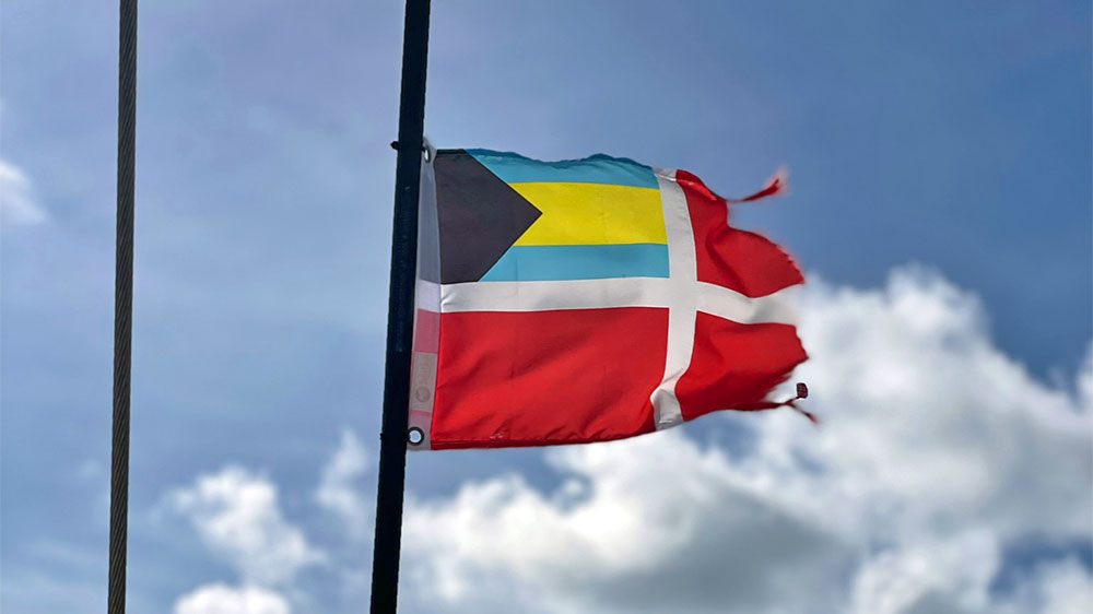 blauwasser_bahamas_exumas_segeln_gastlandflagge