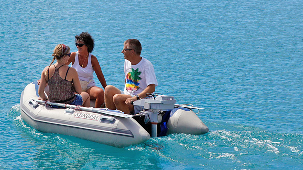 blauwasser_beiboot_schlauchboot_e-motor