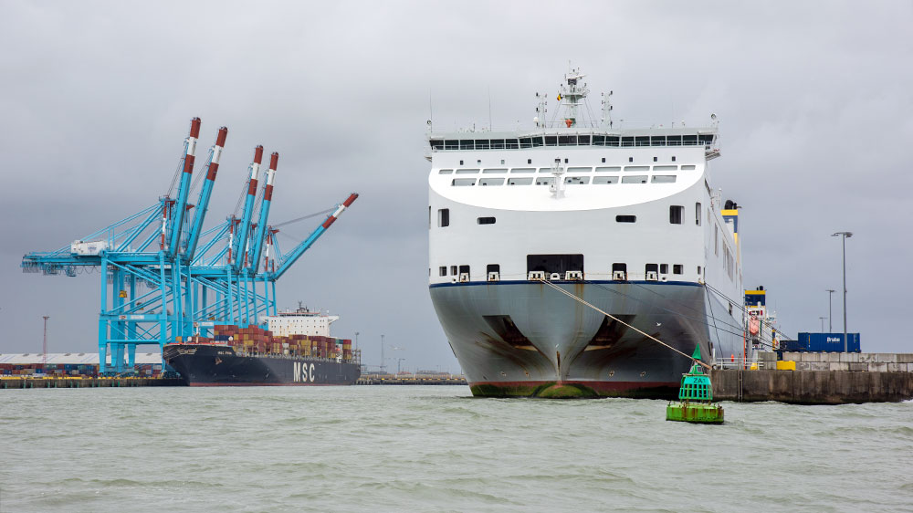 blauwasser_belgien_hafen_seebruegge_seeschiffe