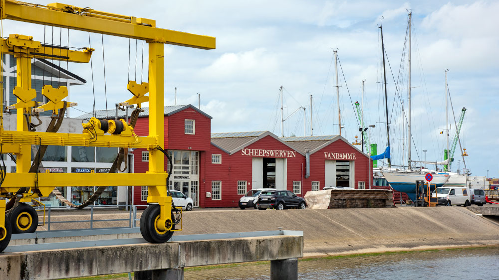 blauwasser_belgien_hafen_seebruegge_werft