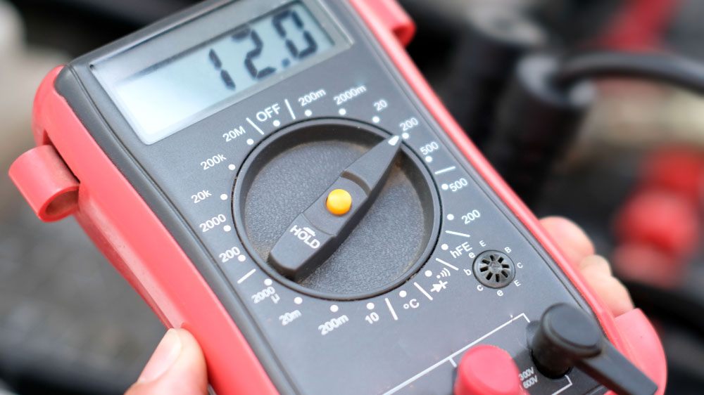 blauwasser_bordelektrik_installation_kabeldimensionierung_voltmeter