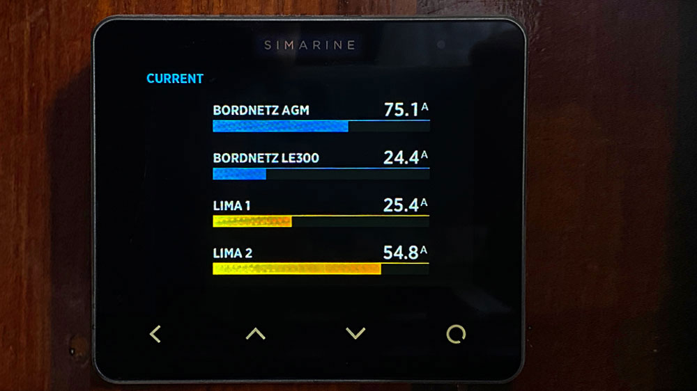 blauwasser_bordelektrik_installation_planung_batteriemonitor