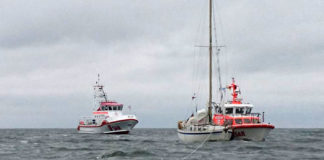Einhandsegler vor Rügen aus Seenot gerettet