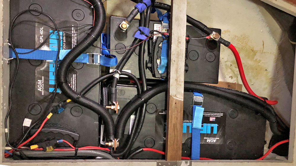 blauwasser_elektrik_yacht_refit_grundlagen_batteriebank
