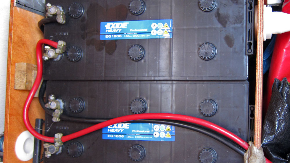 blauwasser_energiemanagement_solar_laderegler_mppt_pwm_batterie_alt