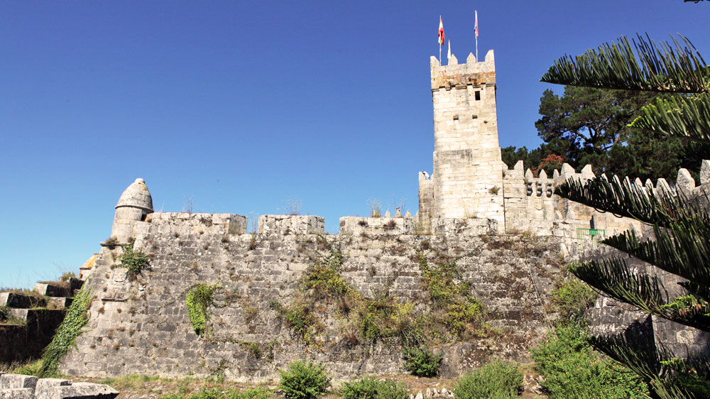 blauwasser_galizien_baiona_mrcyb_burg_1