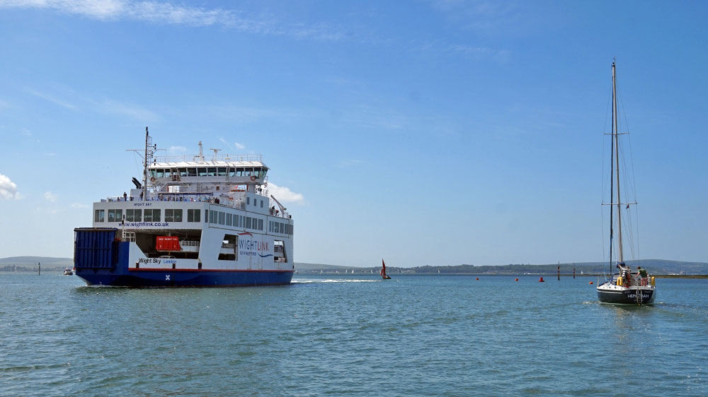 blauwasser_hafen_england_lymington_faehre
