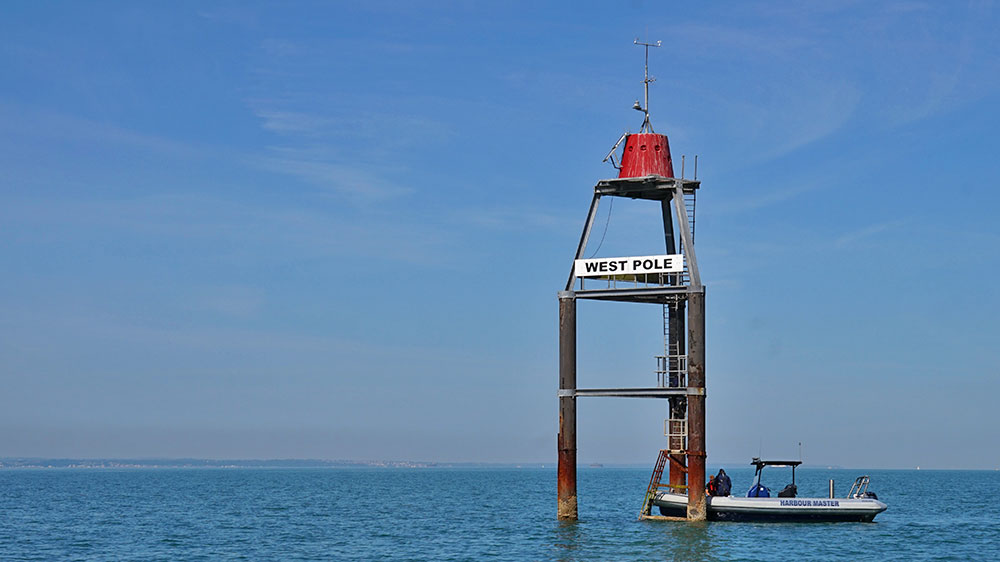 blauwasser_hafen_england_sparkesmarina_ansteuerungstonne