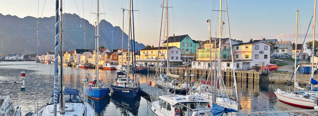 blauwasser_hafen_norwegen_lofoten_henningsvaer_header