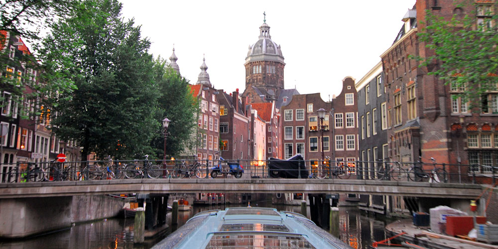 blauwasser_holland_hafen_amsterdam_grachtenfahrt