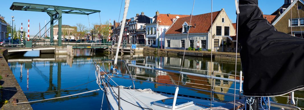 blauwasser_holland_hafen_makkum_header