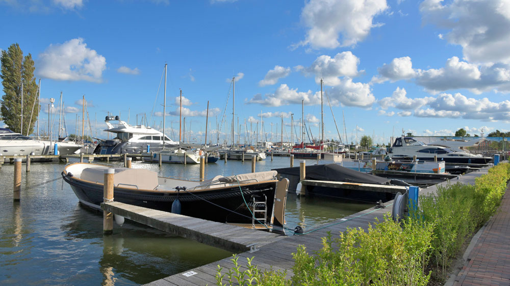 blauwasser_holland_hafen_uitdam_hafenansicht