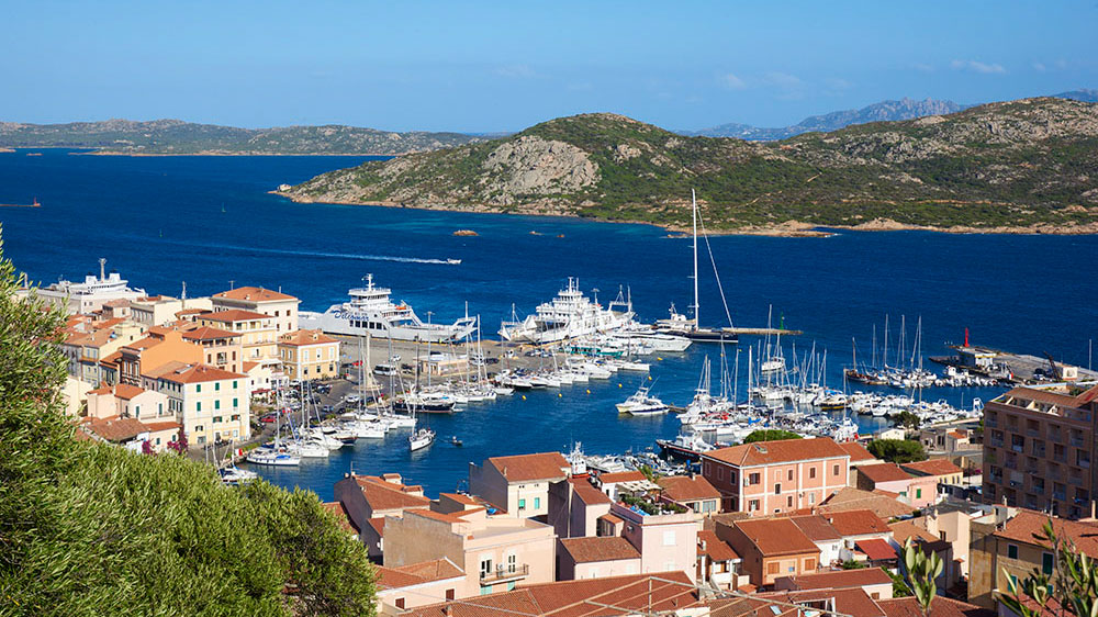 blauwasser_italien_revierinformation_sardinien_hafen