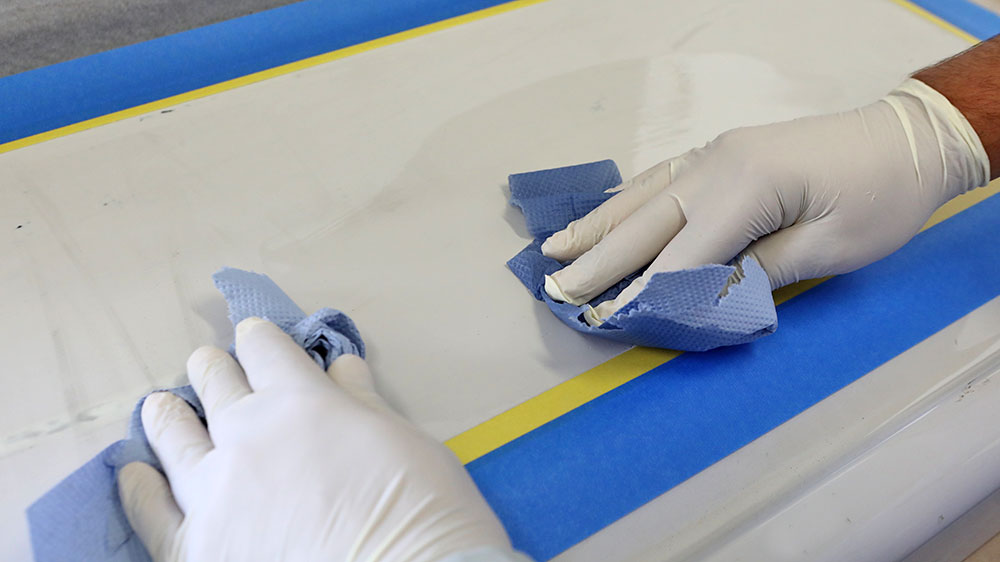 blauwasser_laminieren_antirutschbelag_kiwigrip_reinigen