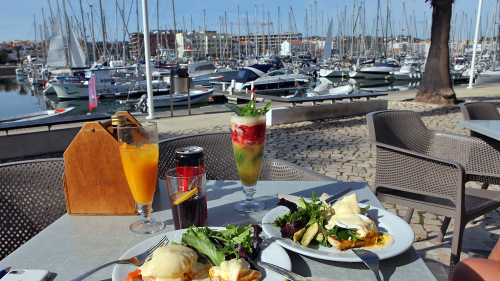 blauwasser_liegeplatz_hafen_lagos_kulinarisch
