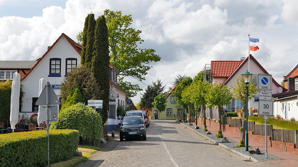 blauwasser_liegeplatz_hafen_schlei_arnis_faehrhaus