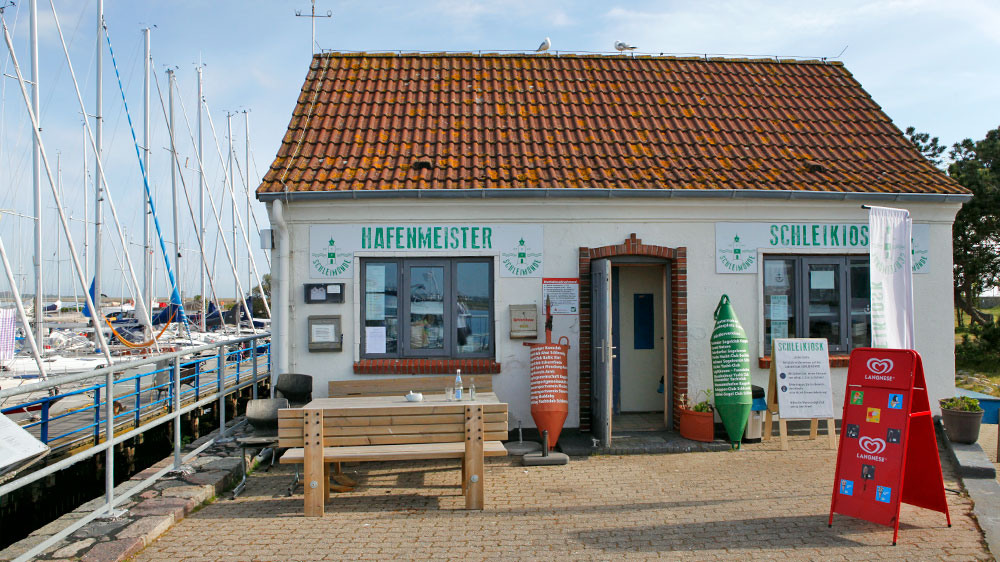 blauwasser_liegeplatz_hafen_schleimuende_hafenmeister
