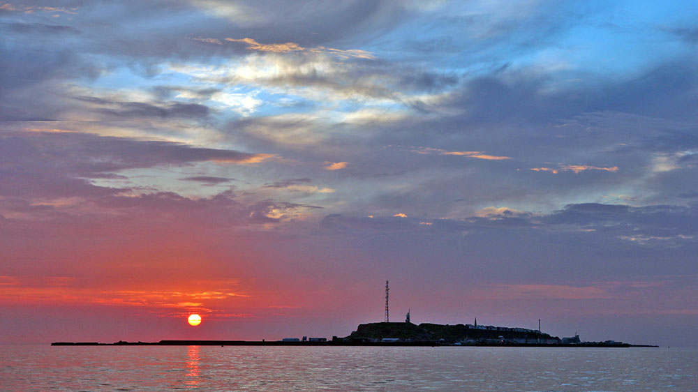 blauwasser_liegeplatz_helgoland_marina_sonnenuntergang