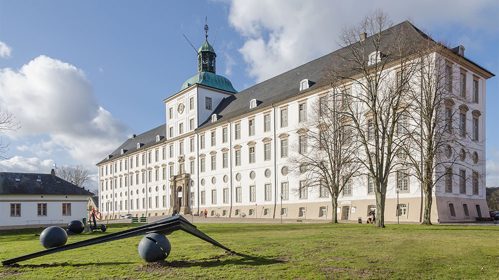 blauwasser_liegeplatz_schlei_schleswig_schloss