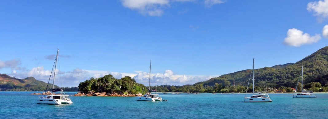 blauwasser_liegeplatz_seychellen_anse_volbert_header