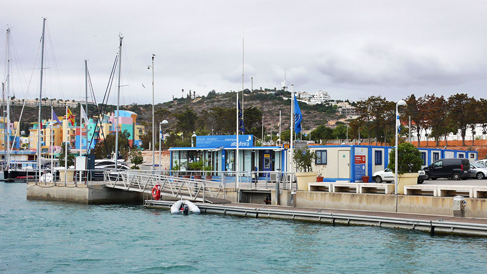 blauwasser_marina_albufeira_rezeption_2