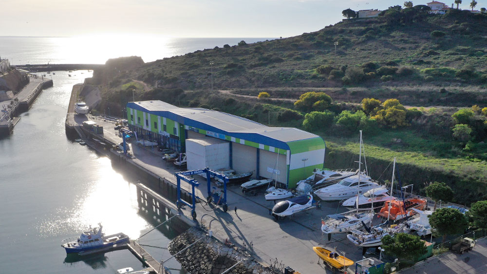 blauwasser_marina_albufeira_werft_von_oben