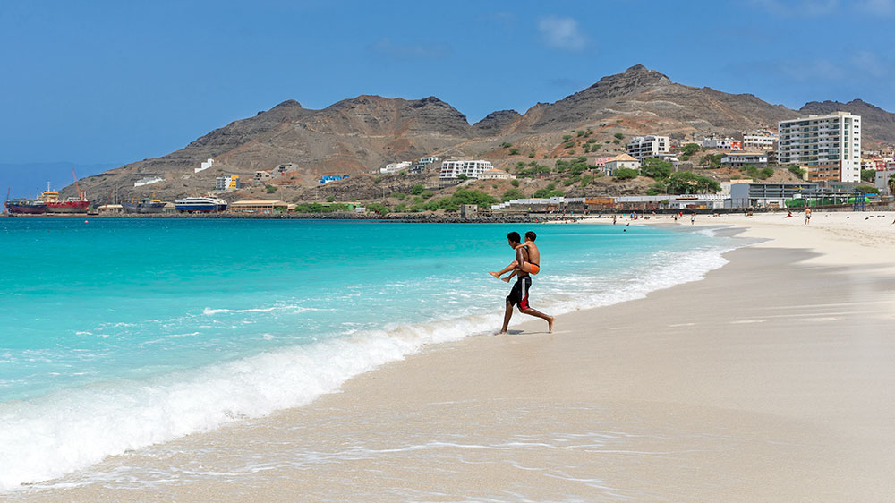 blauwasser_marina_atlantik_kapverden_mindelo_strand
