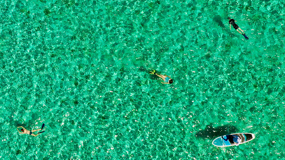 blauwasser_marina_bahamas_exumas_shroud_cay_tuerkis