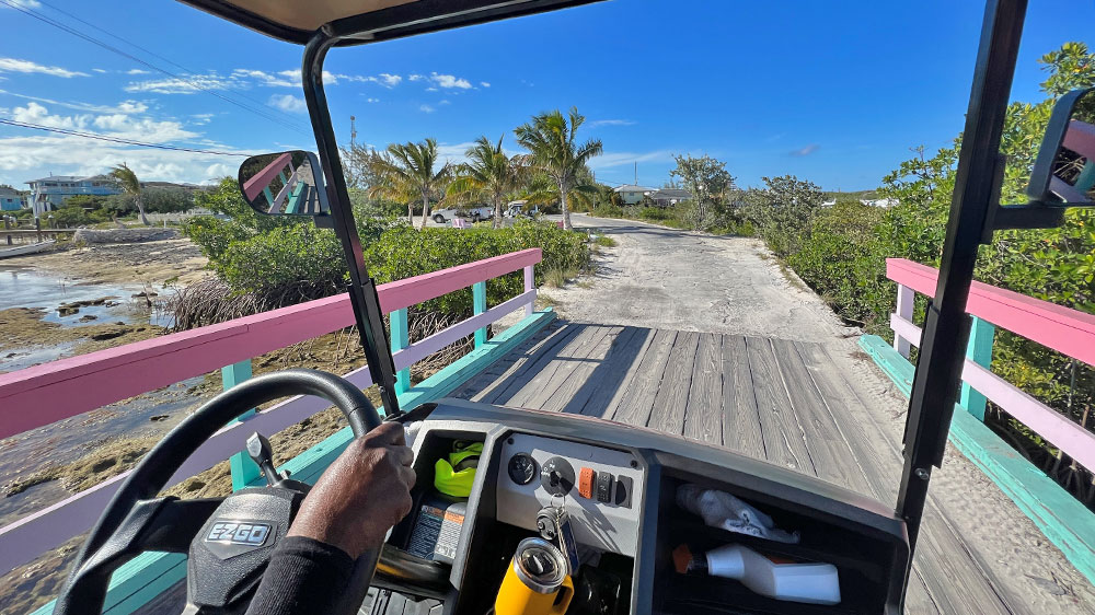 blauwasser_marina_bahamas_exumas_staniel_cay_golf
