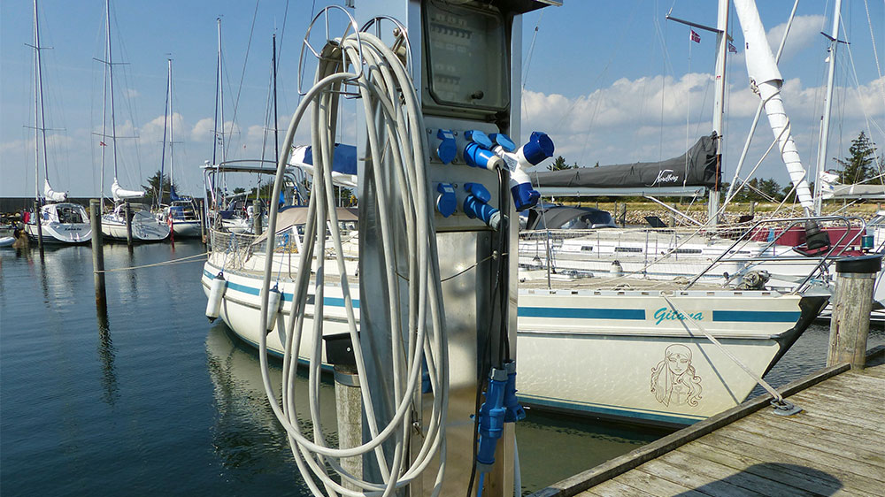 blauwasser_marina_daenemark_bago_strom_wasser