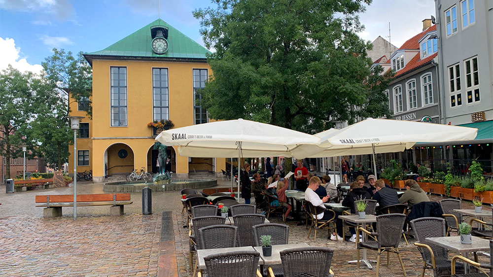 blauwasser_marina_daenemark_festland_sonderborg_stadthafen_rathausplatz
