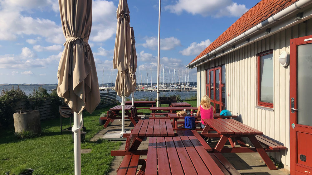 blauwasser_marina_daenemark_lyo_grillplatz