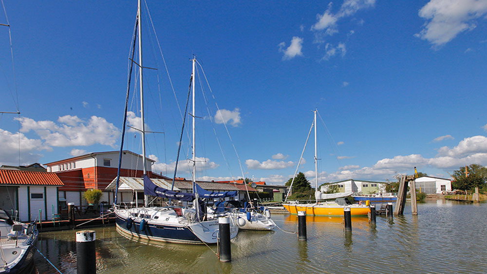 blauwasser_marina_deutschland_elbe_freiburg_boxen