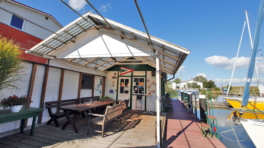 blauwasser_marina_deutschland_elbe_freiburg_clubhaus
