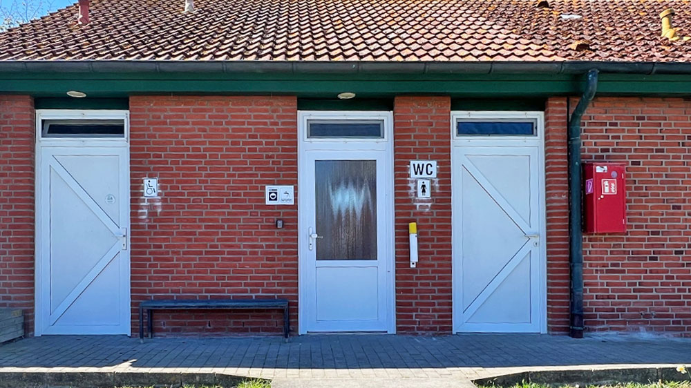blauwasser_marina_deutschland_fehmarn_orth_sanitaergebaeude