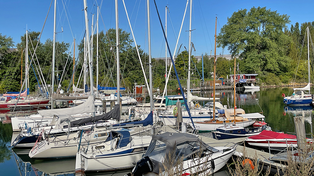 blauwasser_marina_deutschland_industriehafen_flensburg_schwimmstege