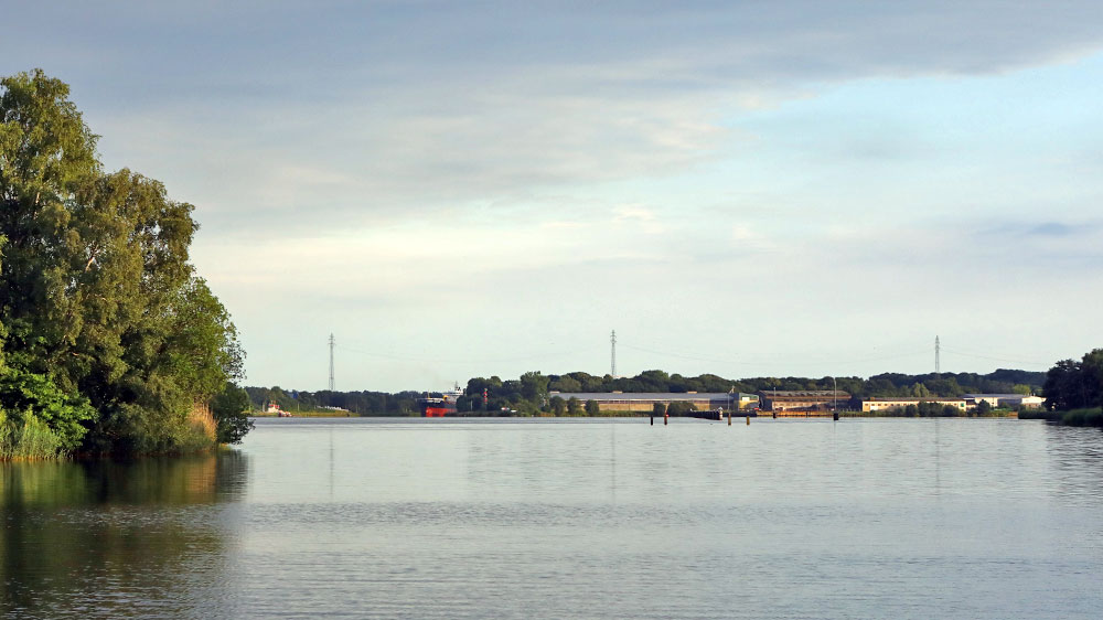 blauwasser_marina_deutschland_nok_schreiber_marina_kanal