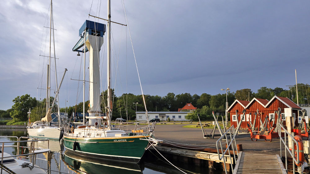 blauwasser_marina_deutschland_nok_schreiber_marina_kran